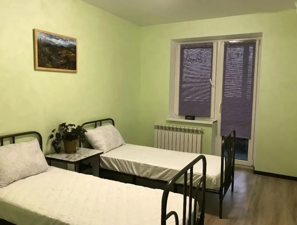 3-к квартира Тополь-1. Эпиценр, Подстанция, Дафи. 9 мест. 8