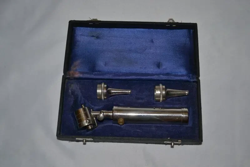 Отоскоп операционно-диагностический