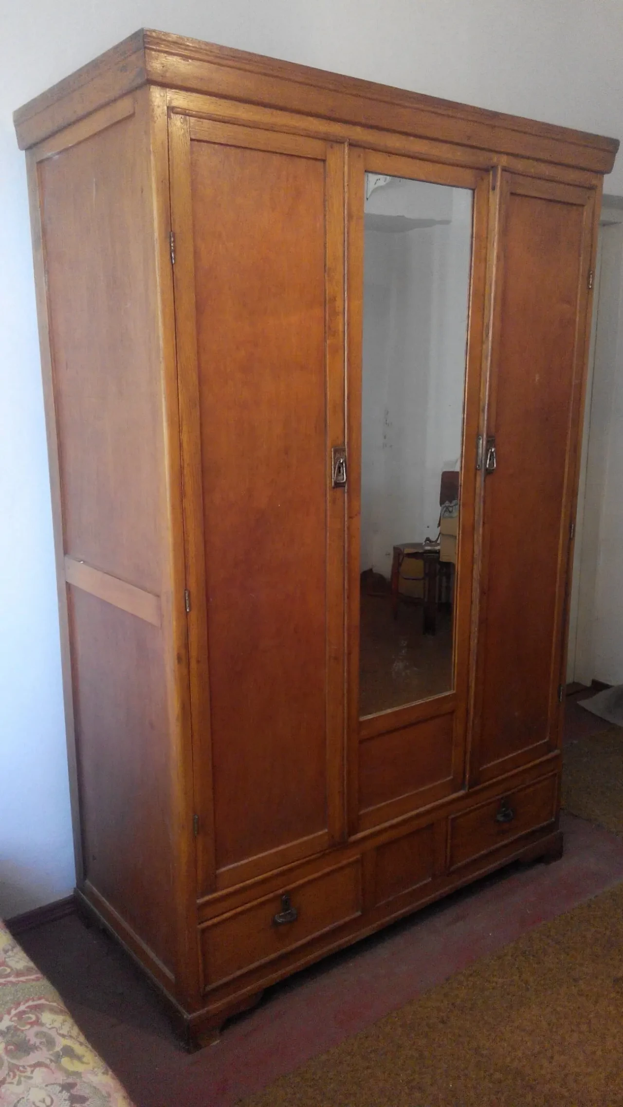 Продам антикварні шафи. 8