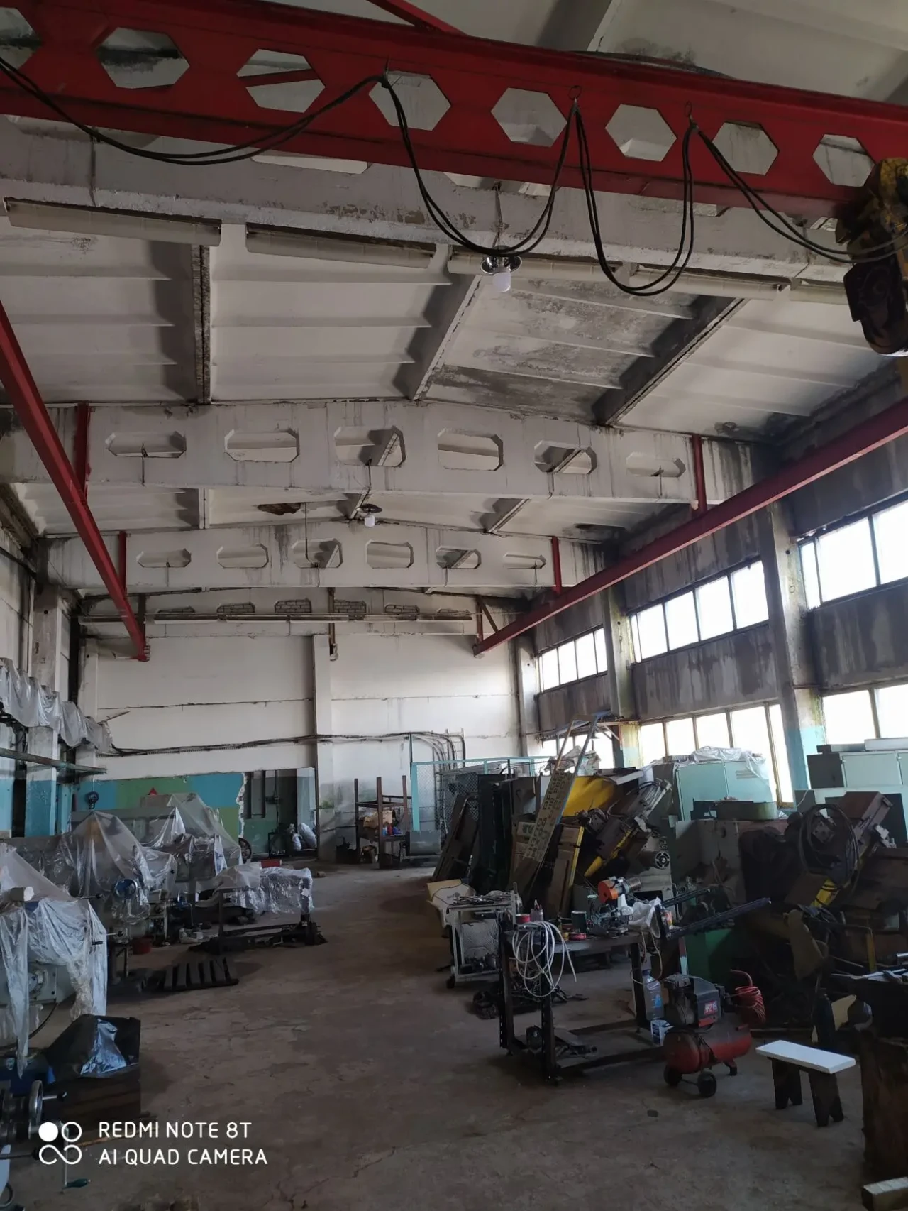 Діюче підприємство:вирбн.прим.2250+550 м.кв.;АПБ 350х4пов.;тер.1,16га 7