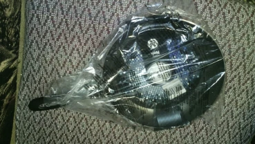 Сковорода новая диаметр-24см.