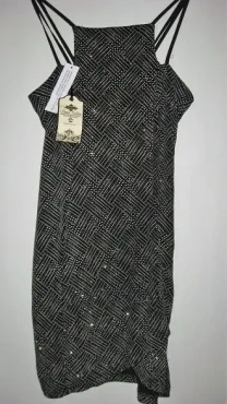 Блестящее вечернее платье на бретелях отлично тянется!!! Parisian Coll