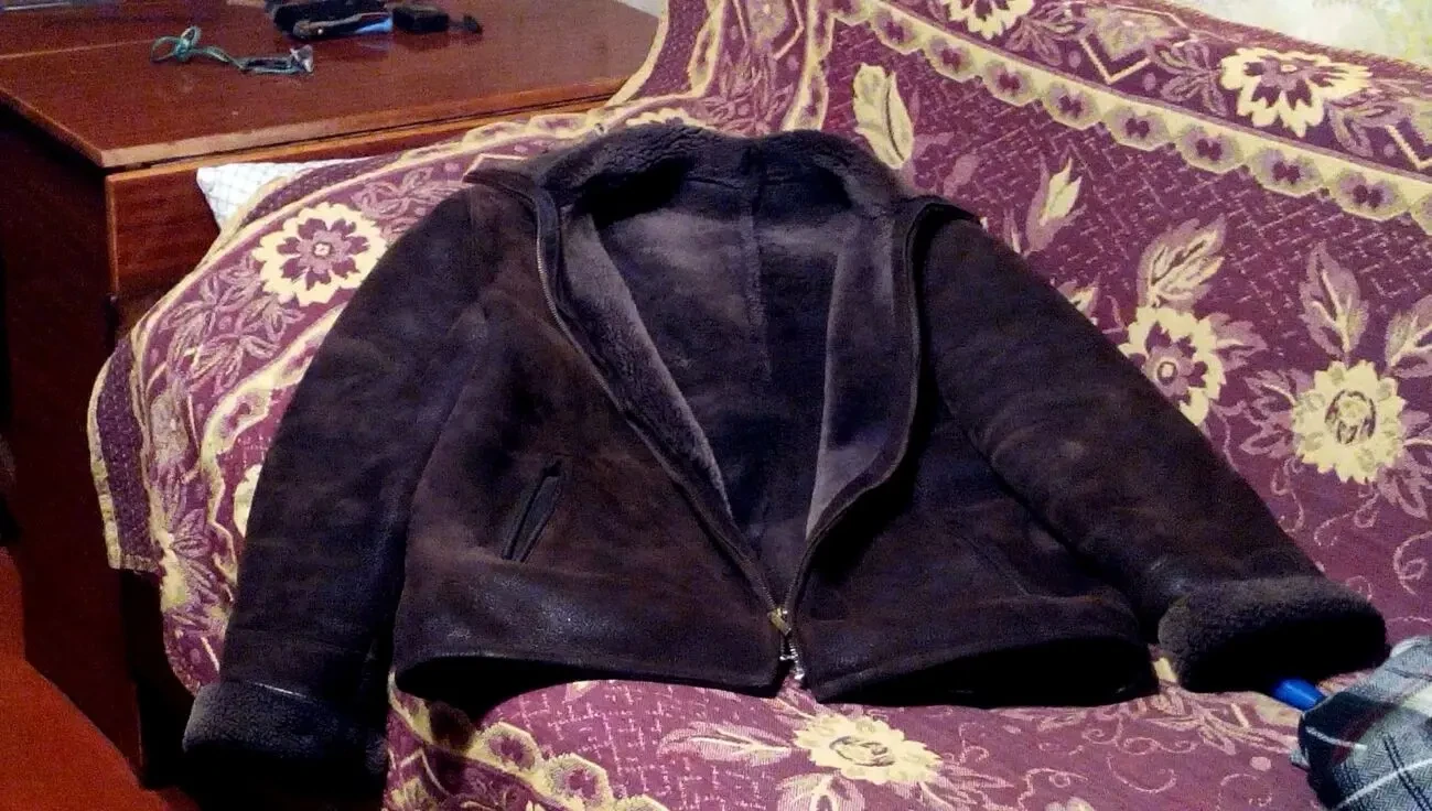 Продам натуральную в состоянии (как новая) кожаную дублёнку р.52 - 54 4