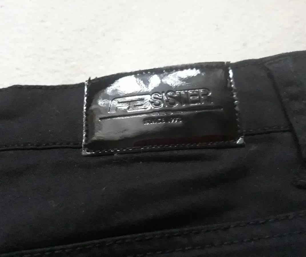 Черные блестящие брюки штаны джинсы в пайетках FB Sister Франция 2