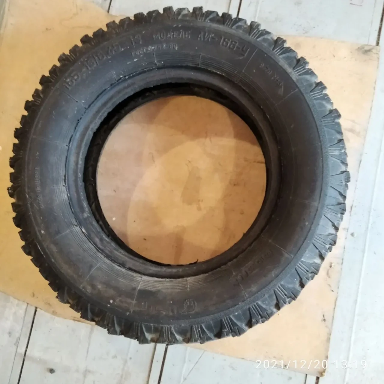 Продам шину на авто 6.45*13 с 2-мя камерами-зима 2