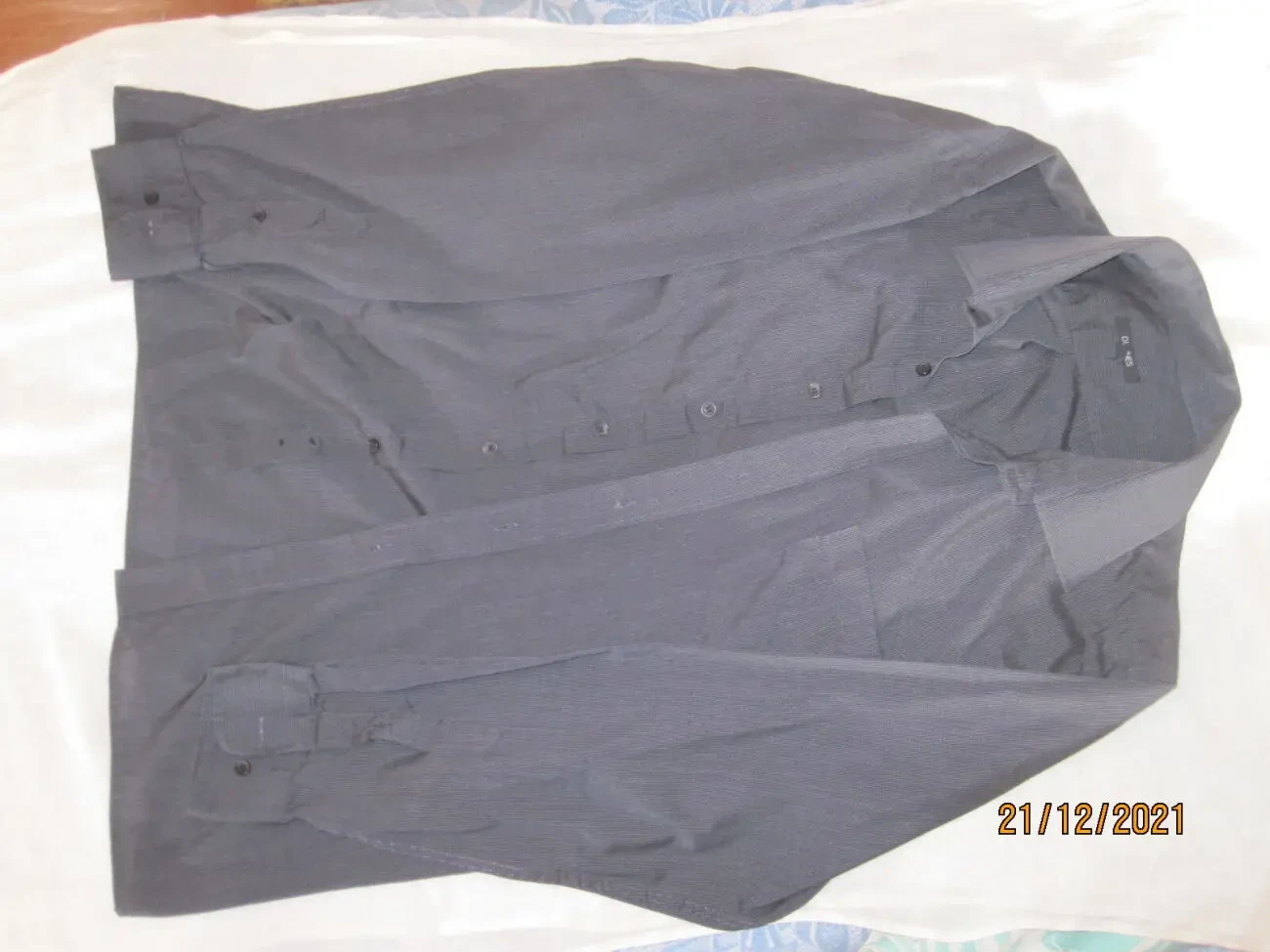 распродажа : рубашки бредовые размер L 6