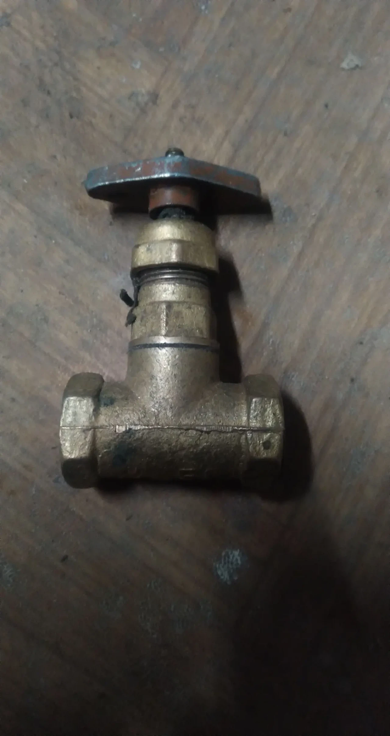 Вентилі, крани водопровідні 4