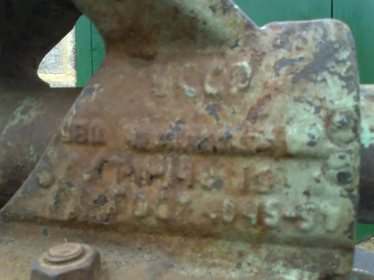 Тиски поворотные с длиной губок 140 мм. пр-ва СССР. 10