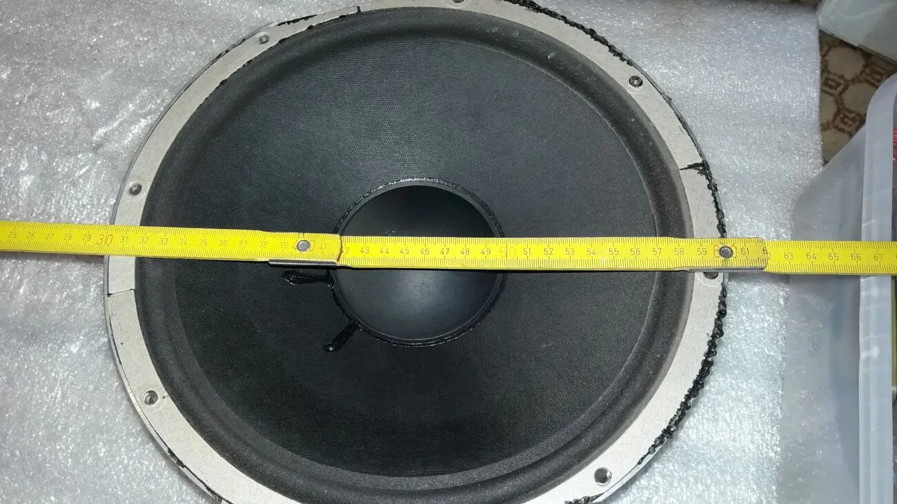 динамики Pioneer PT-214, РТ-255D, PW-301A, PM-122 A.