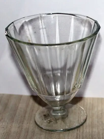 Рюмка старинная, лафитник ДХЗ 2