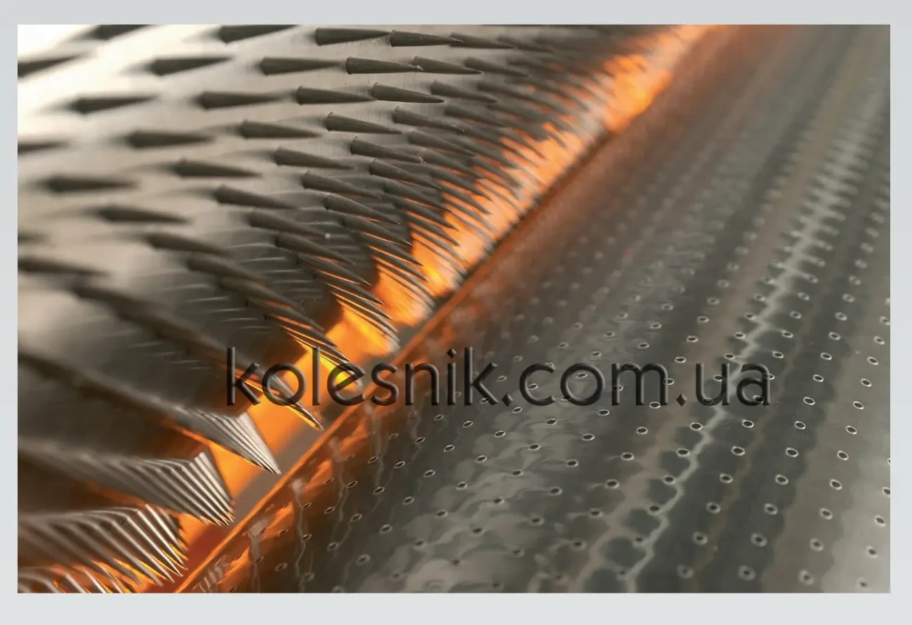 Перфорація голками рулонних матеріалів