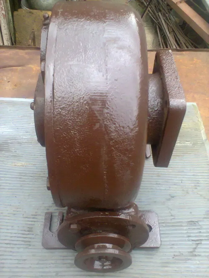 редуктор понижаючий 4