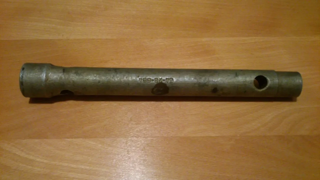 Ключ гаечный торцевой 17х22