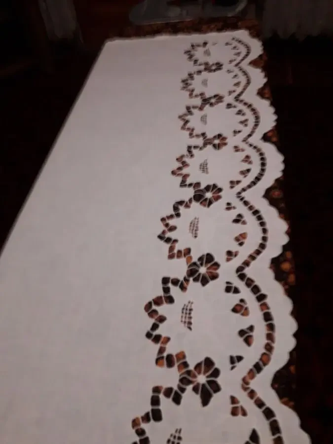 продам салфетки ручной работы Ришелье 3