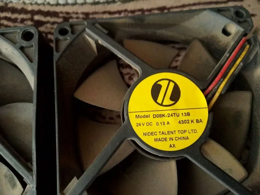 Вентилятор кулер cooler охлаждение 24В 24V 80х80 мм 4