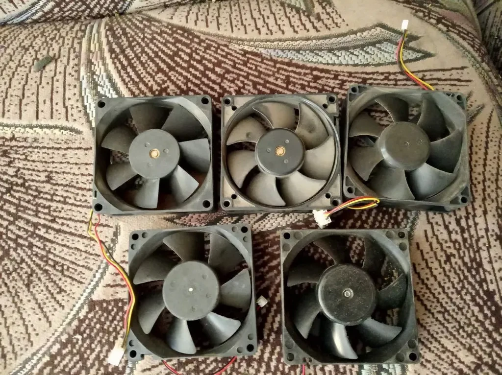 Вентилятор кулер cooler охлаждение 24В 24V 80х80 мм