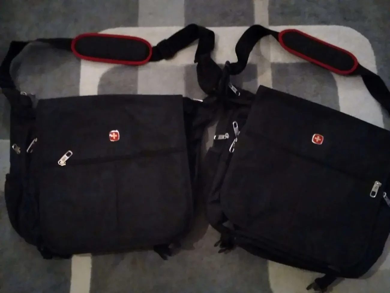 Спортивная сумка для компьютера.