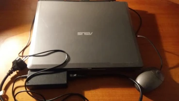 Продам ноутбук ASUS