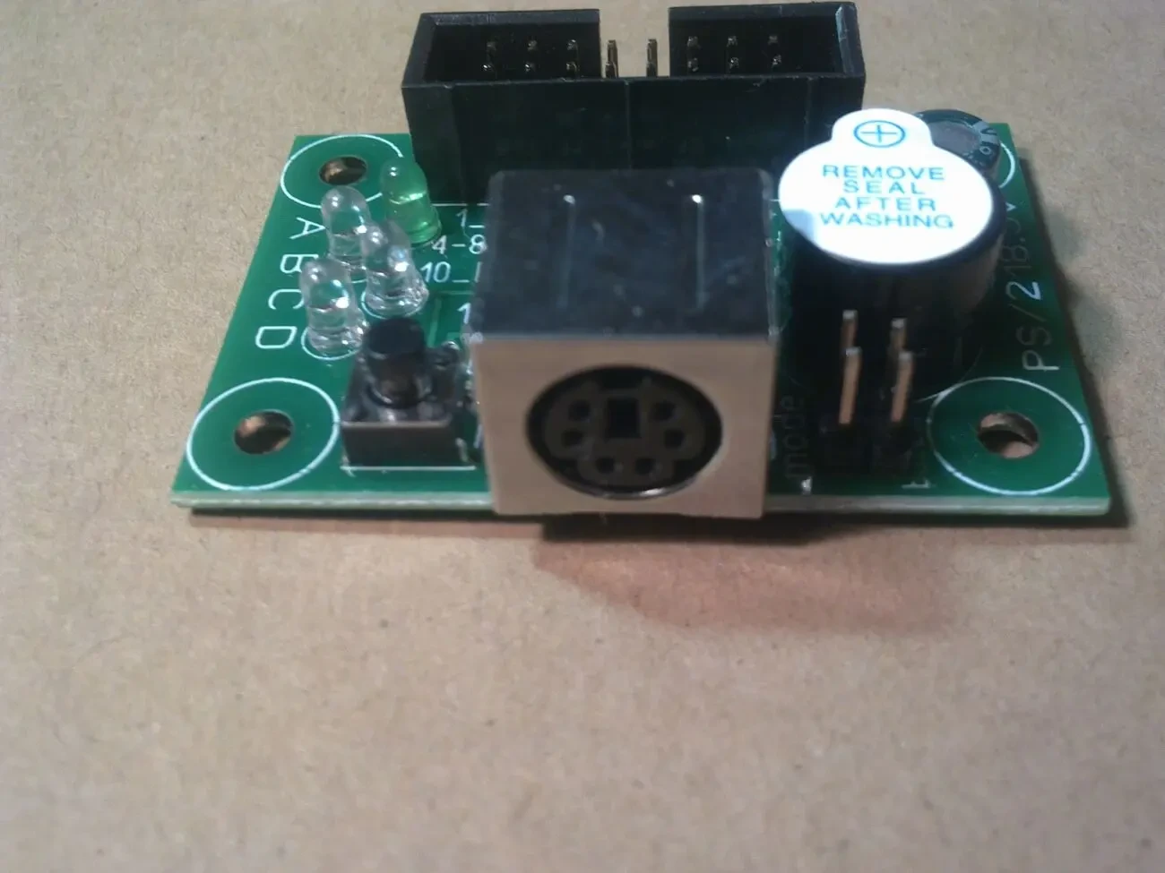 Контроллер клавиатуры PS/2 + DS1990