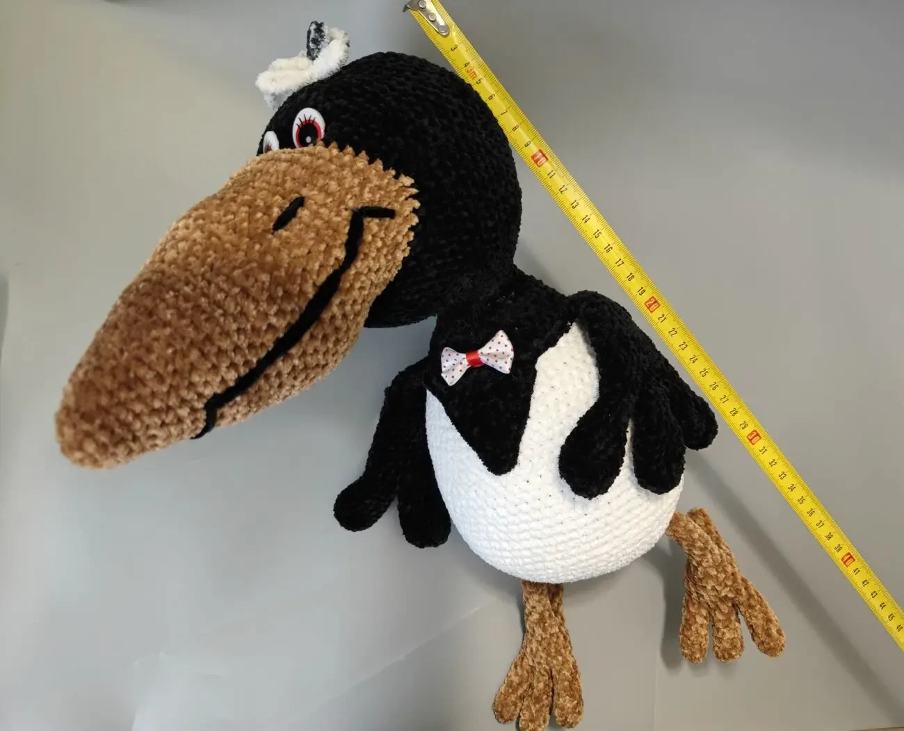 іграшка вязана чорна  ворона модниця або кавалер ручна робота 9