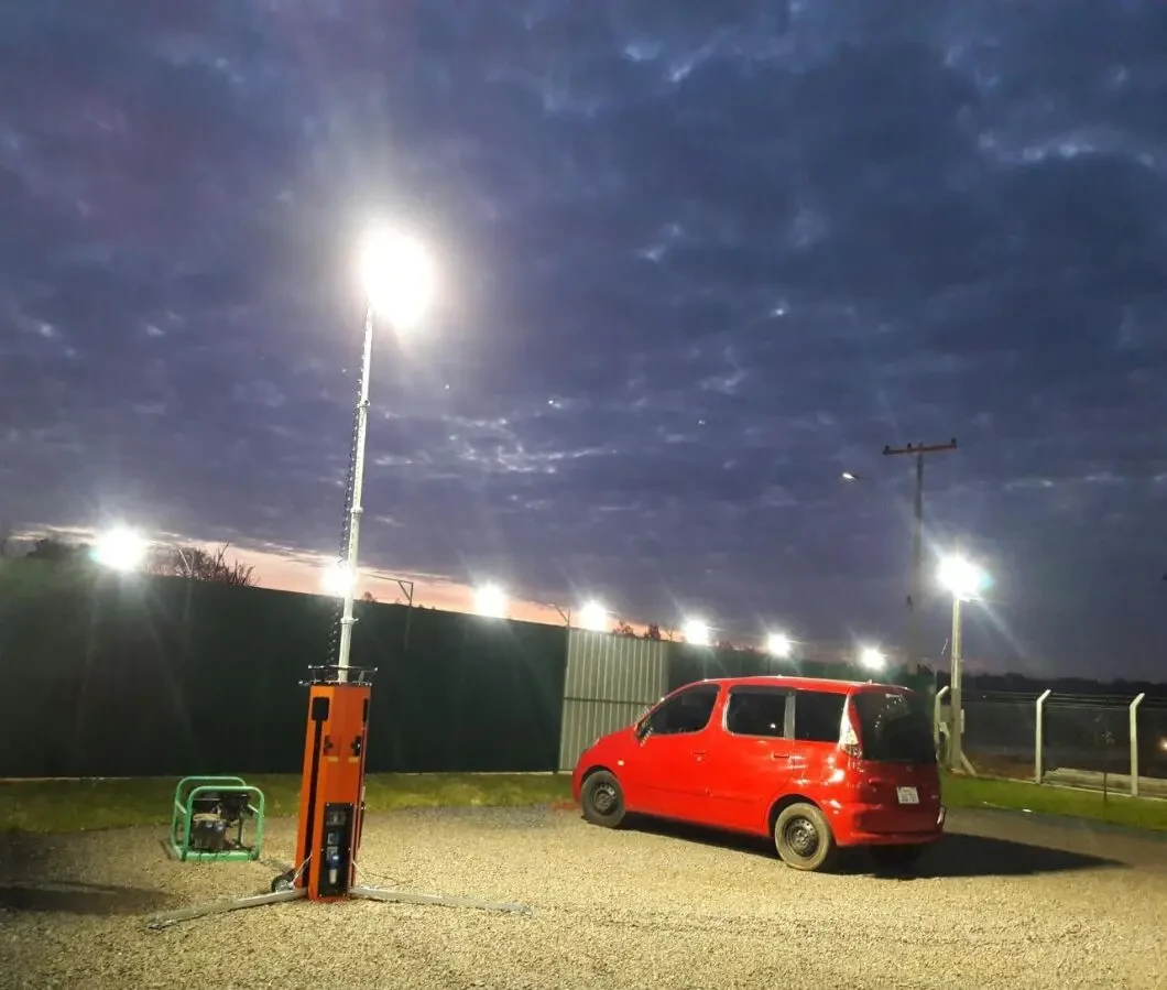 Осветительная мачта-вышка передвижная с генератором Luxtower M12