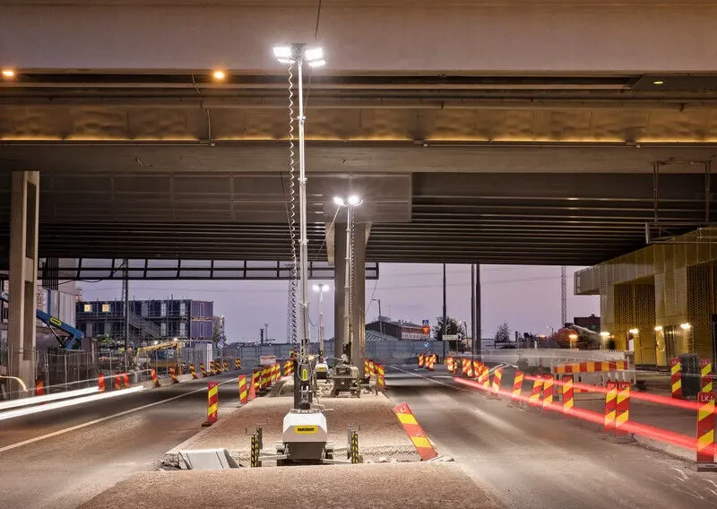 Осветительная мачта-вышка передвижная с генератором Luxtower M12 7