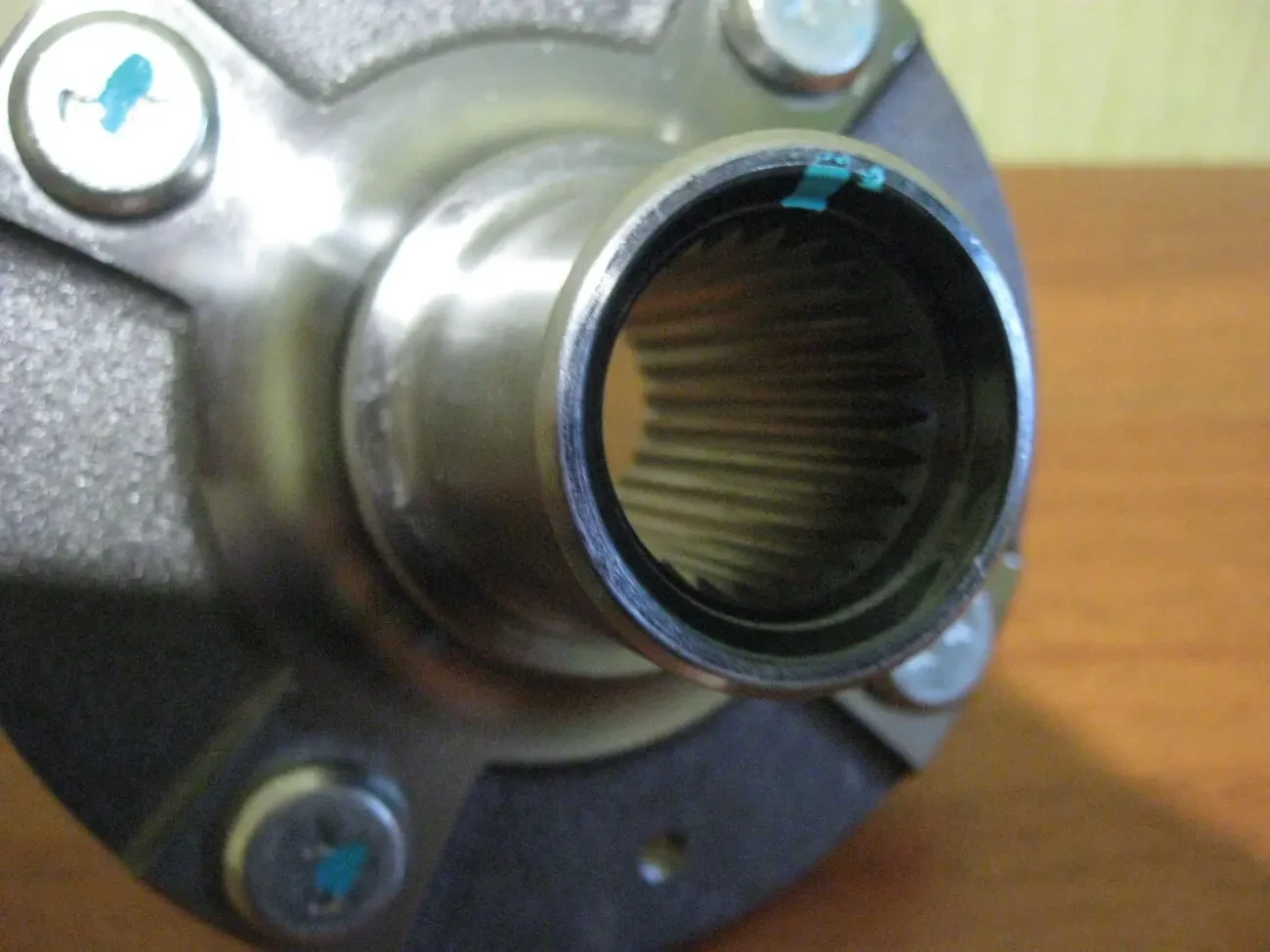 Ступиця передня Hyundai / Кіа 3