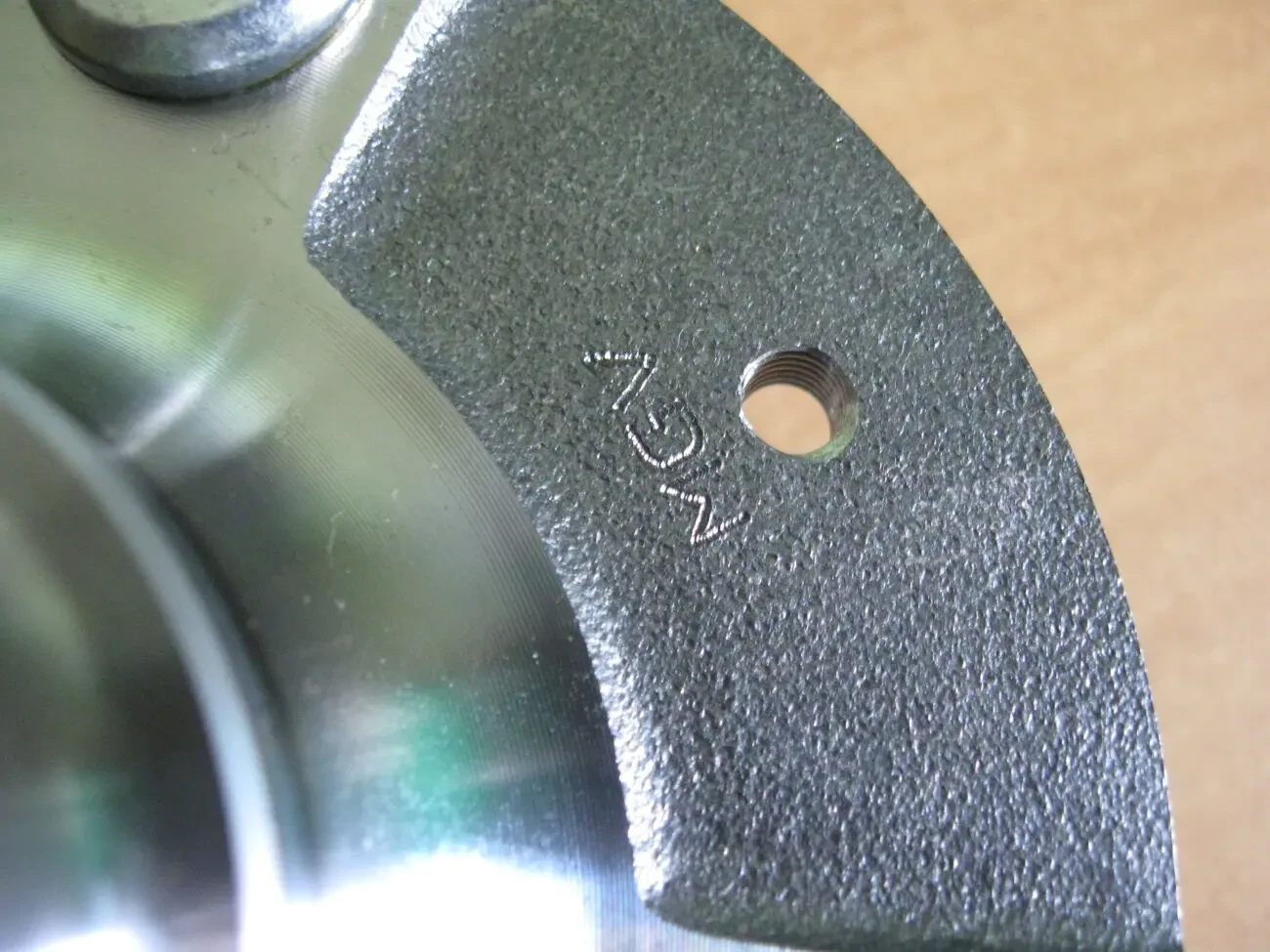 Ступиця передня Hyundai / Кіа 8