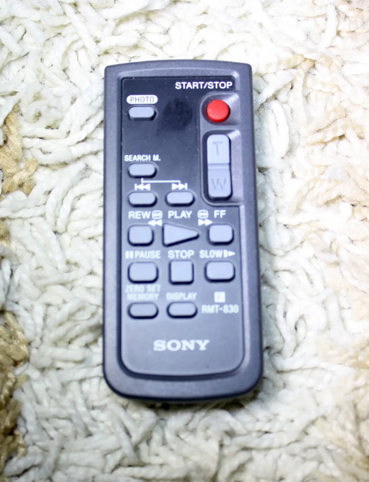 Пульт к видеокамерам Sony-модель Rmt 830 - оригинал