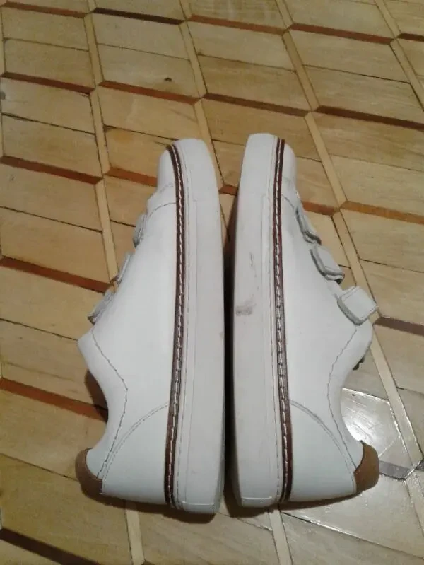 Кроссовки кожаные на липучках, в хорошем состоянии, мужские - женские 3