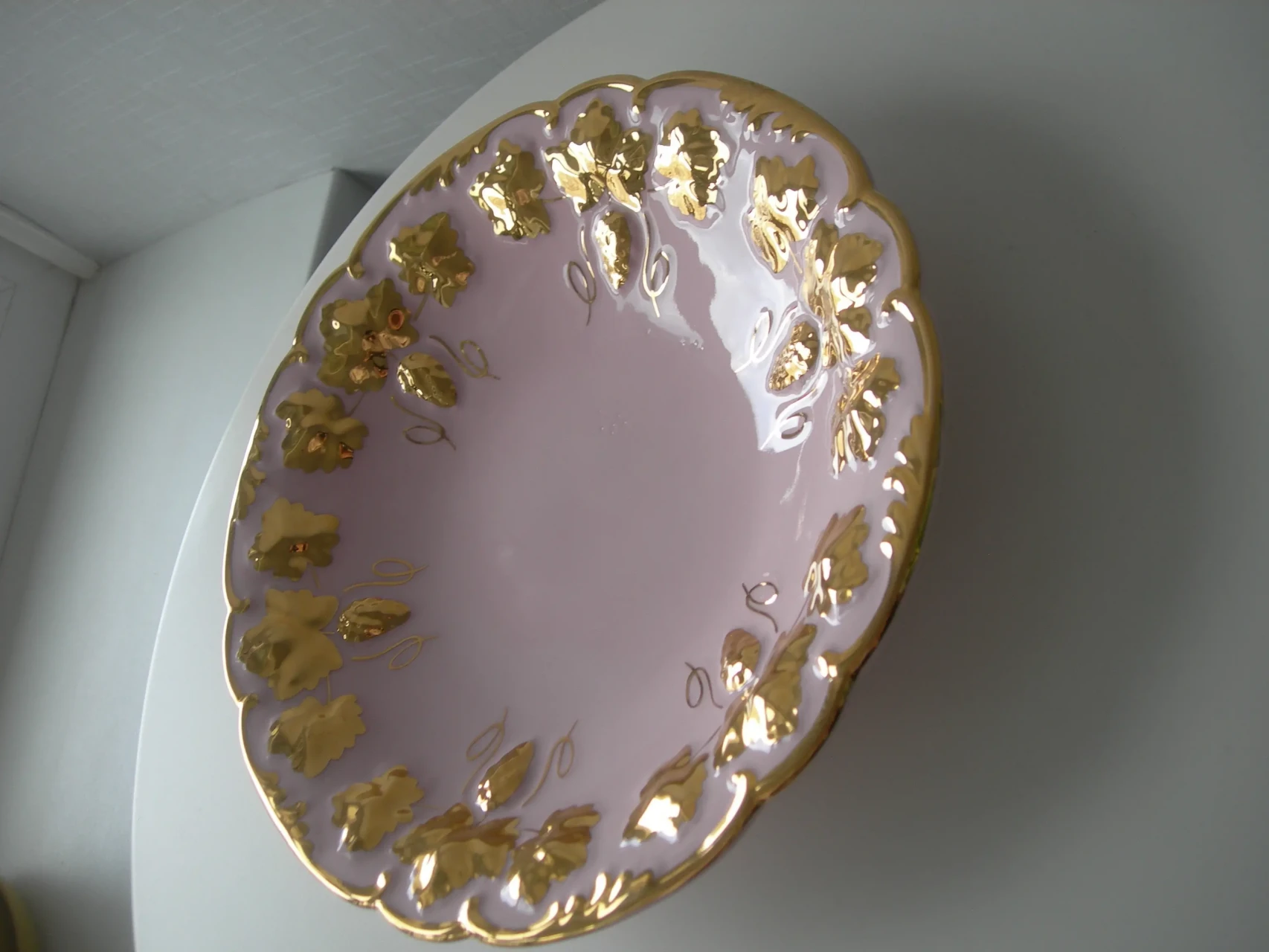 Блюдо, тарелка, с виноградом, розовый фарфор, Чехия, новая 2