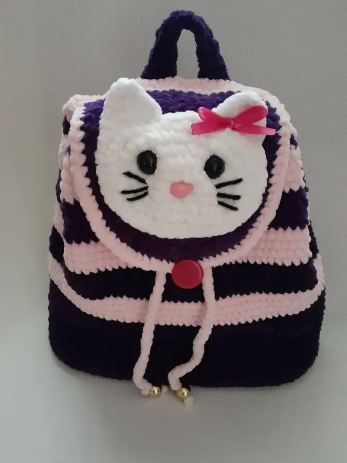 В'язана сумочка-чохол для пляшки. Ручна робота.