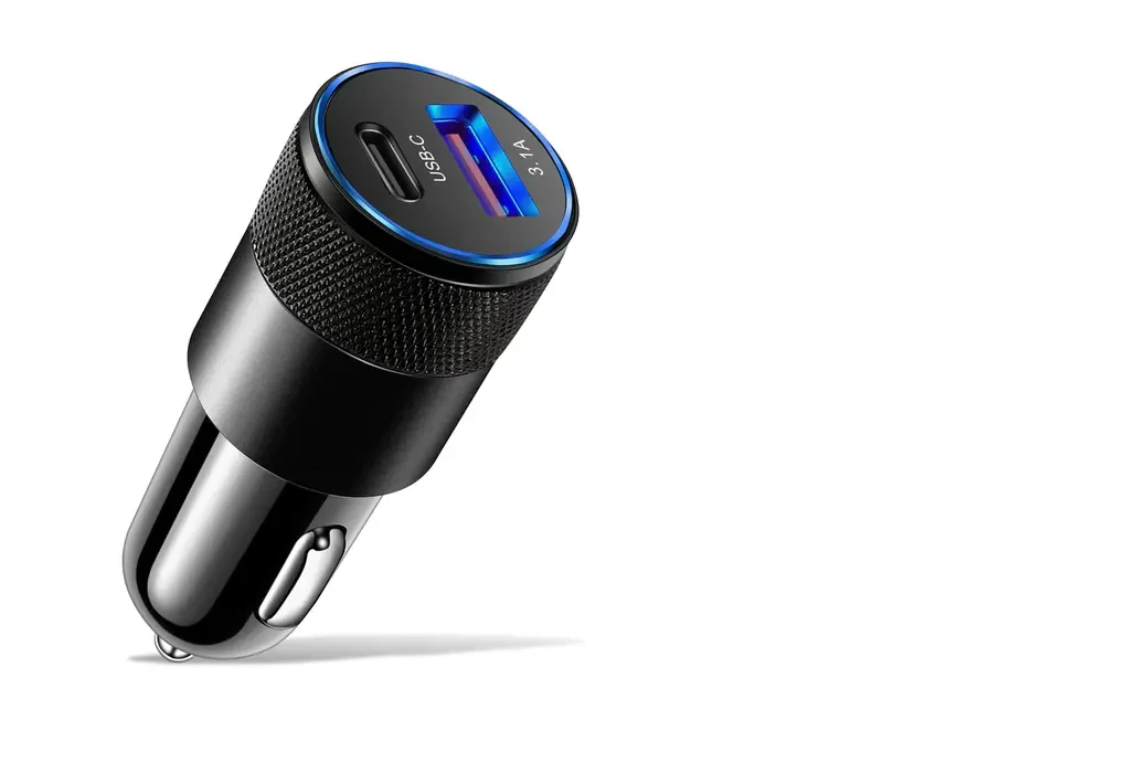 Автомобильное зарядное устройство телефона 3,1а ,с 2 USB + PD портамии 3