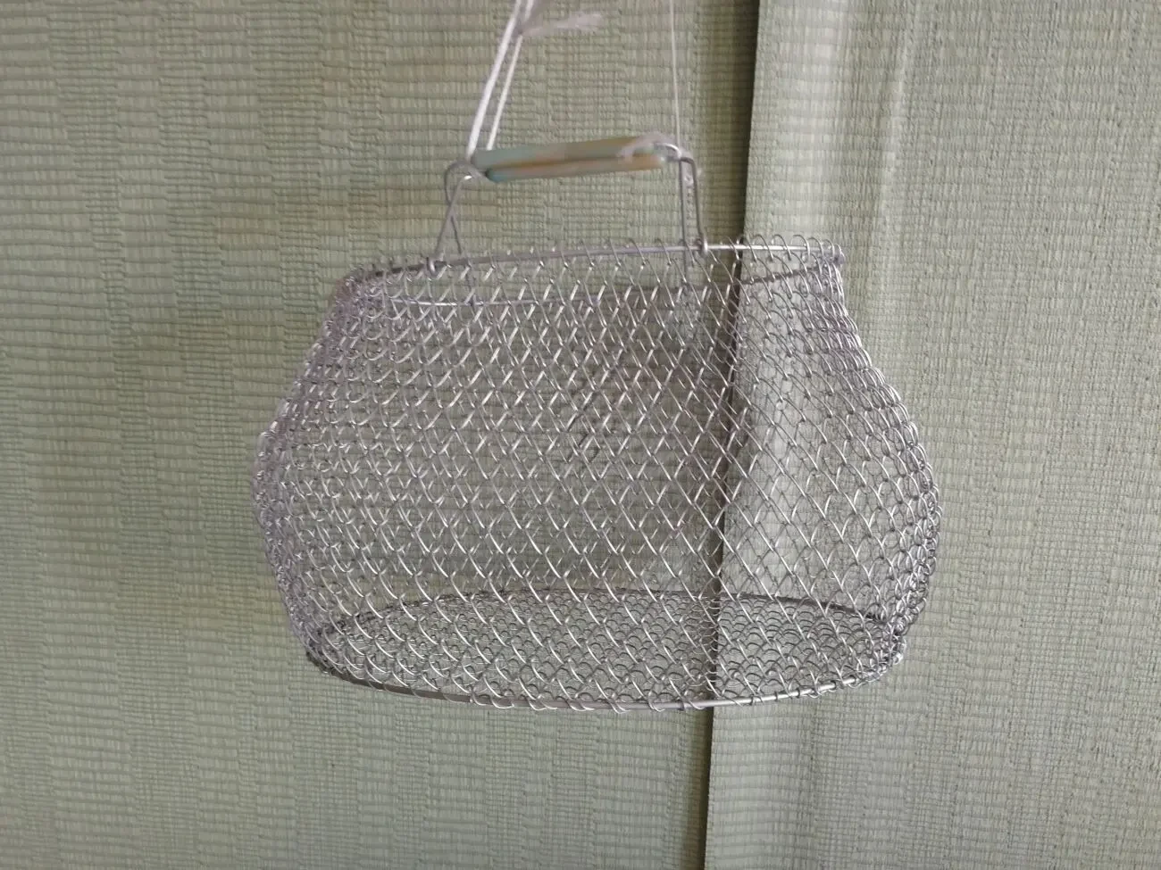 Корзина господарська з оцинкованого дроту 3