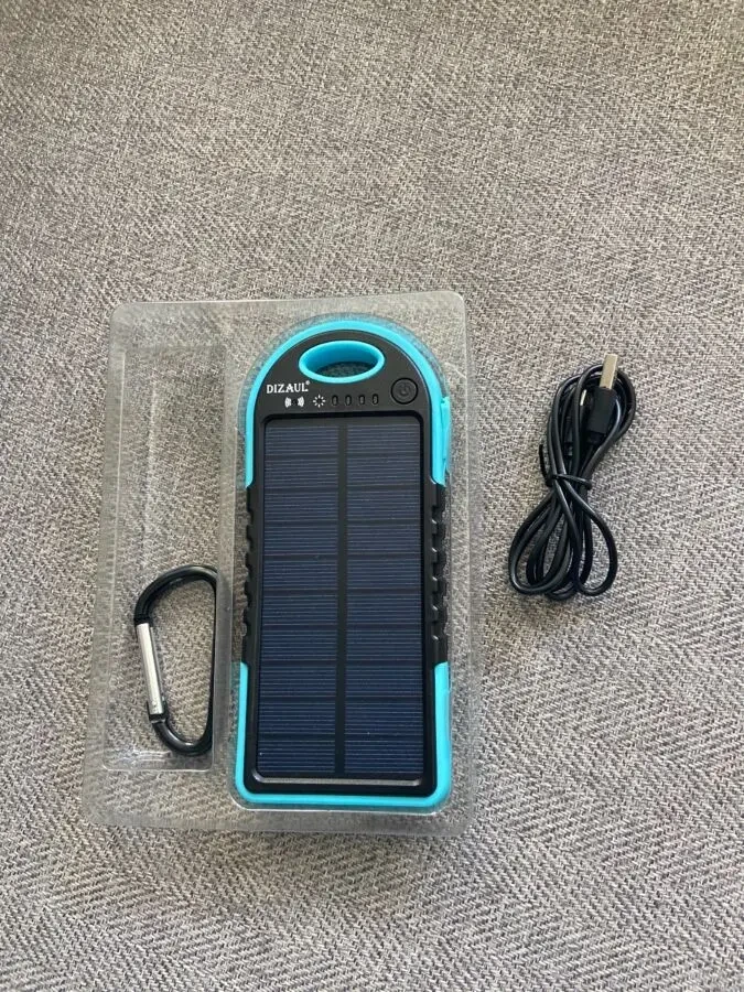 Беспроводная солнечная зарядка 10,000мА-ч 7