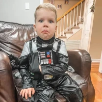 Костюм Дарта Вейдера детский со встроенным динамиком Дисней