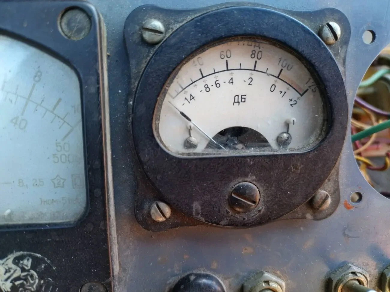 Продам приборную панель 7