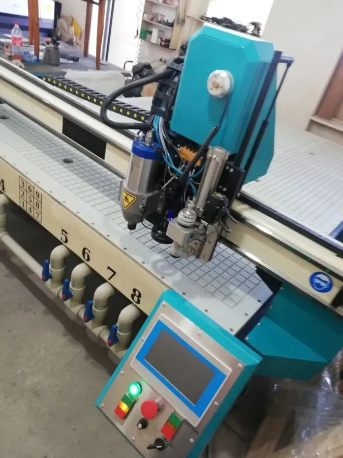 Продаю фрезерний станок з ЧПУ, робоче поле 2030х2100 мм 2