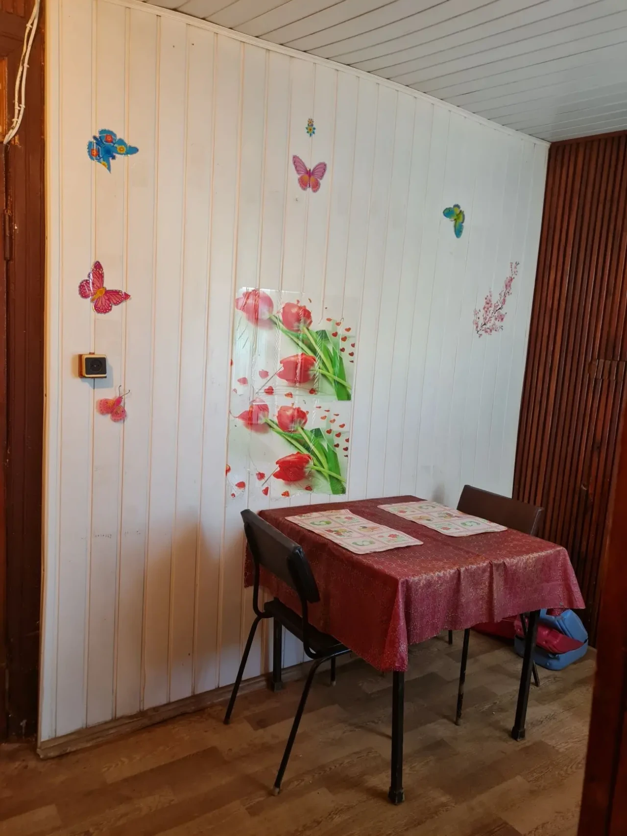 Продам столы б/у. Можно для кухни, предприятия, подсобных помещений. 5