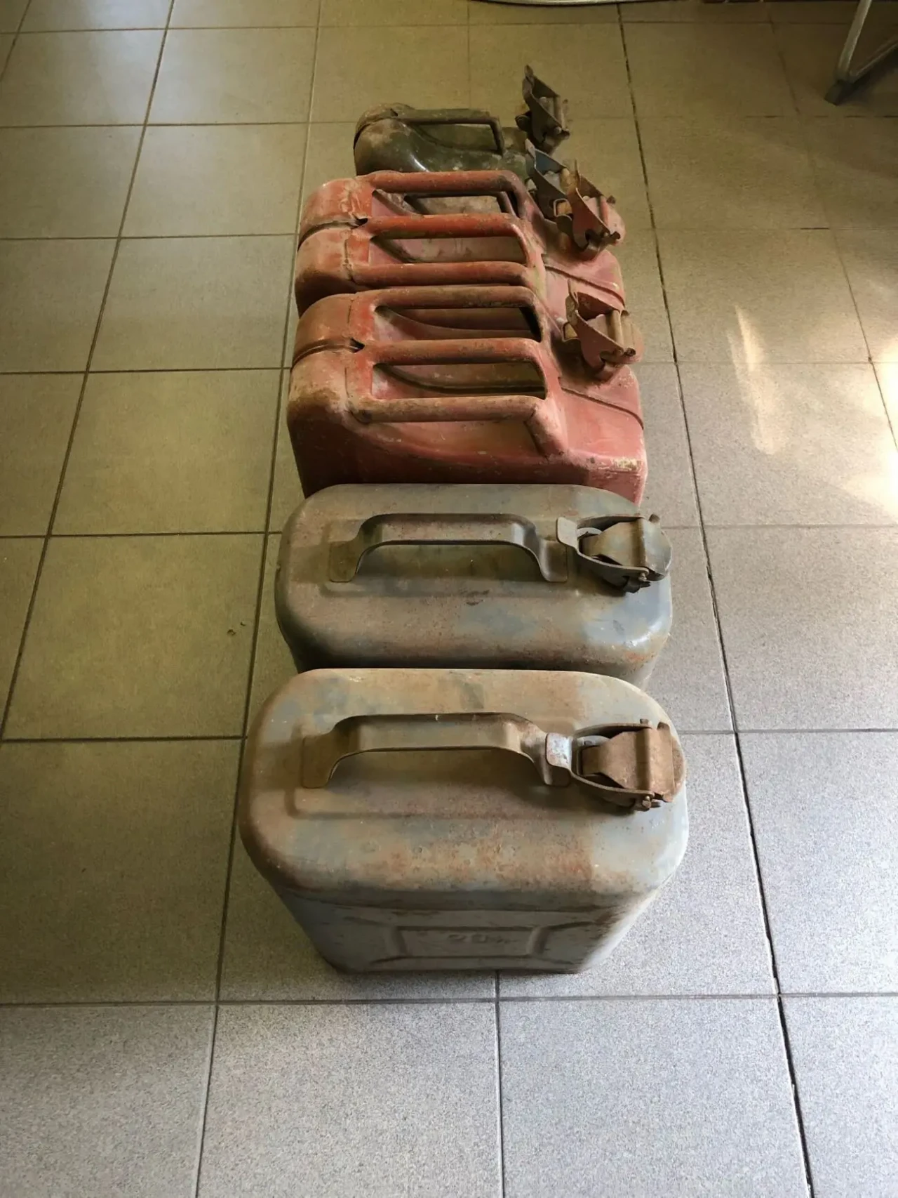 Каністра для пального 7