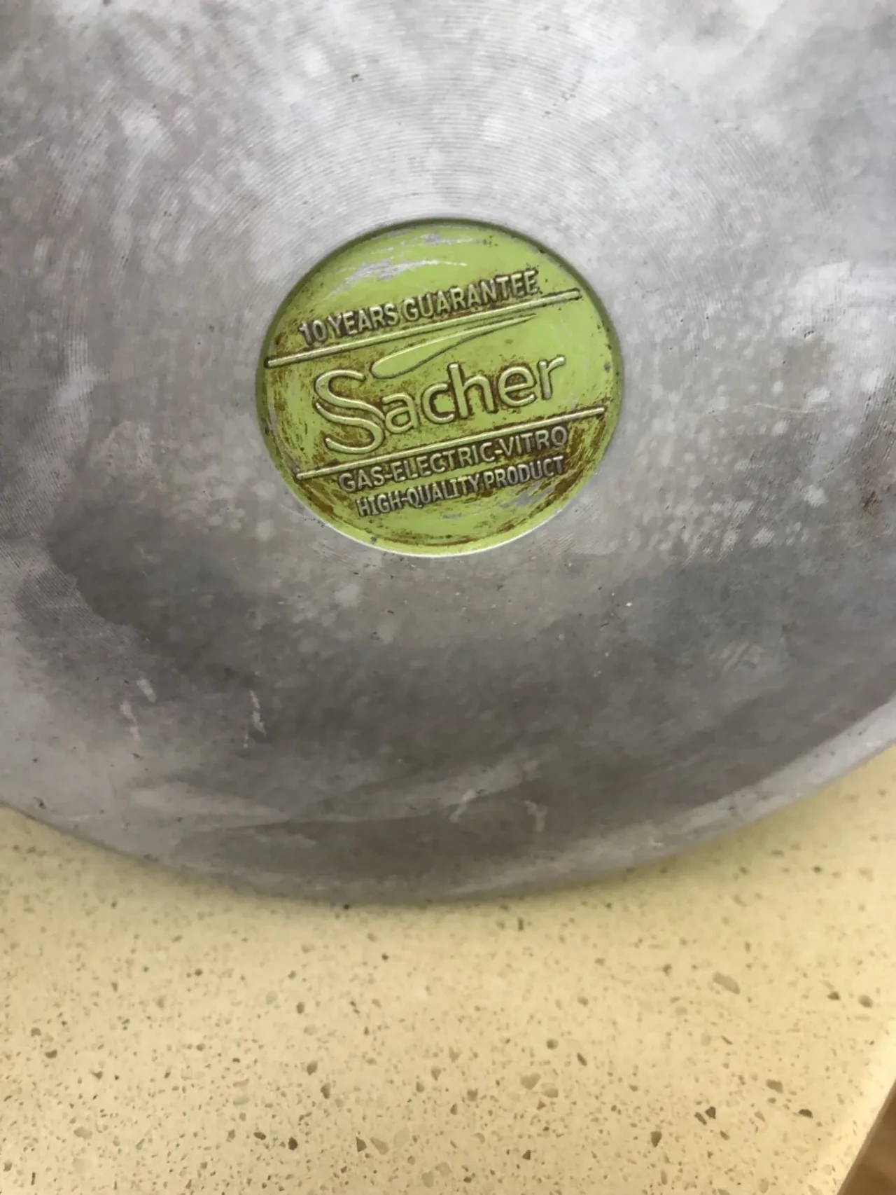 Каструля емальована -3л 4