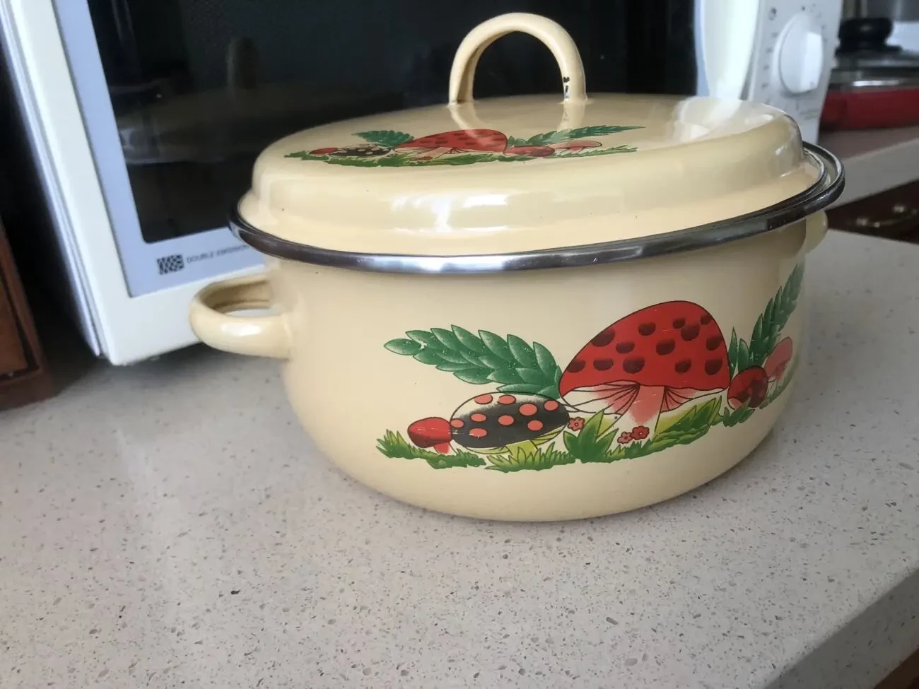 Каструля емальована -3л 6