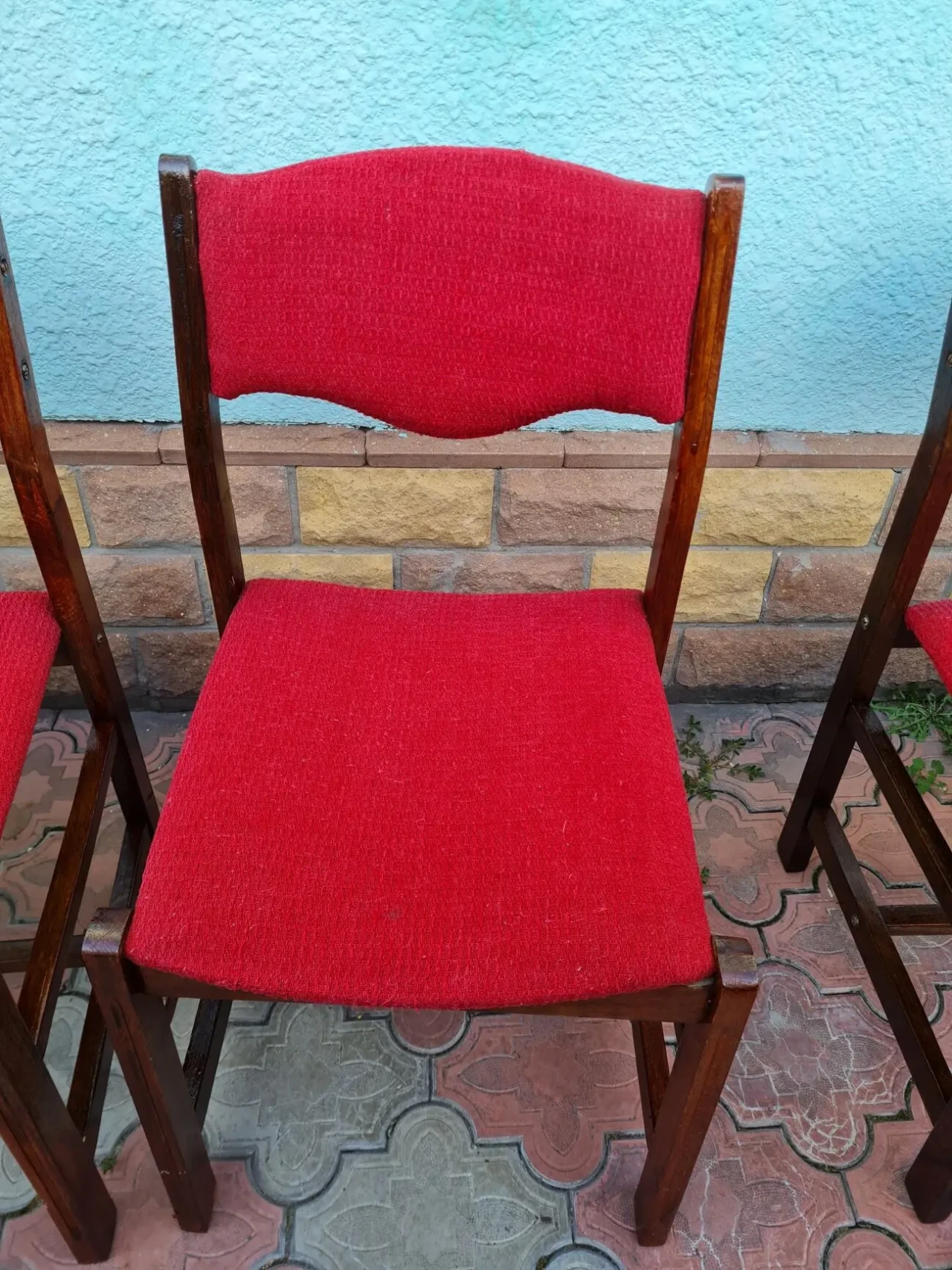 Продам стулья офисные и стулья для других помещений. 2