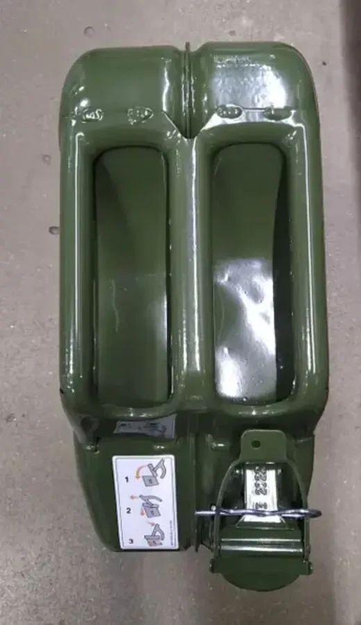 Продам каністру для палива 20 л 2