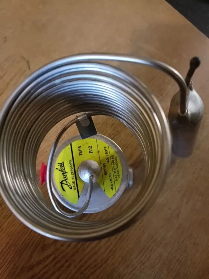 Продам силовой элемент и дюзу R12 Danfoss