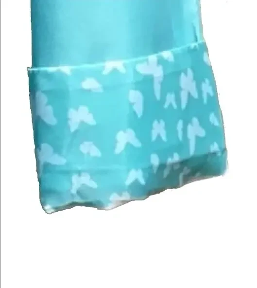 Гарна куртка-вітровка, стан нової 3