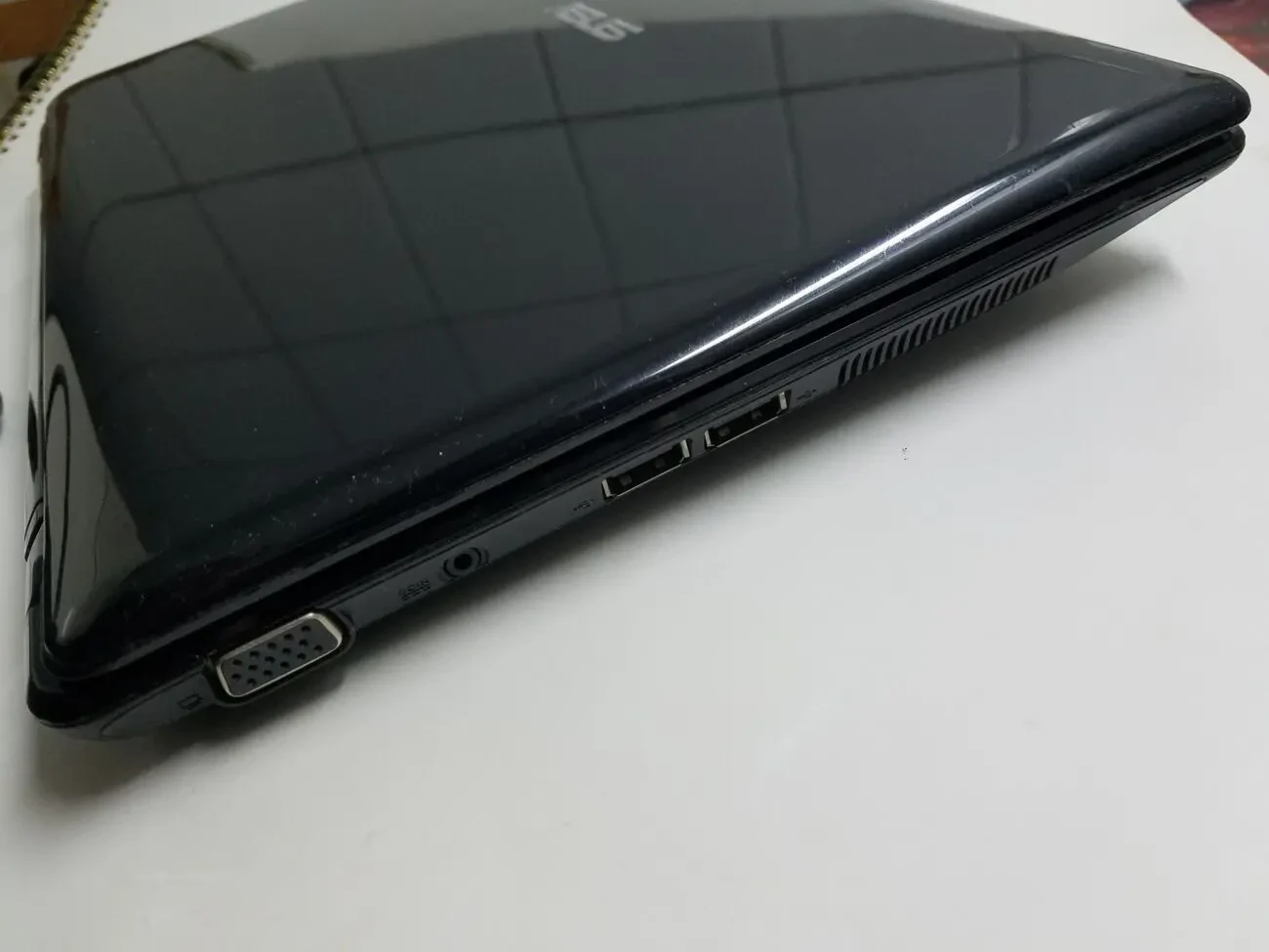 Нетбук Asus Eee 1201HA 12д Atom Z520 1,33GHz/2Gb/160Gb/Wi-Fi АКБ 4 ч 7