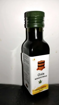 Конопляное масло на деревянном прессе