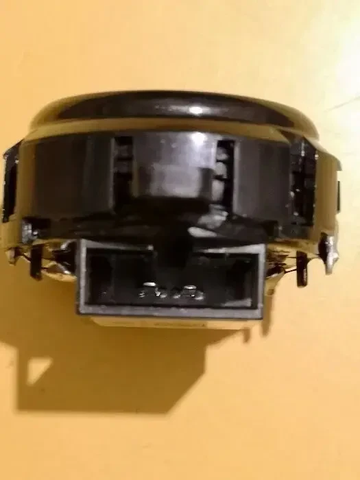 Твитеры (пищалки) Новые от SEAT VW Škoda Оригинальные / цена за пару 8