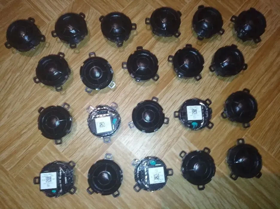 Твитеры (пищалки) Новые от SEAT VW Škoda Оригинальные / цена за пару 7